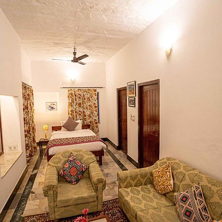 Leopard'S Lair Jungle Lodge Bisalpur Luaran gambar