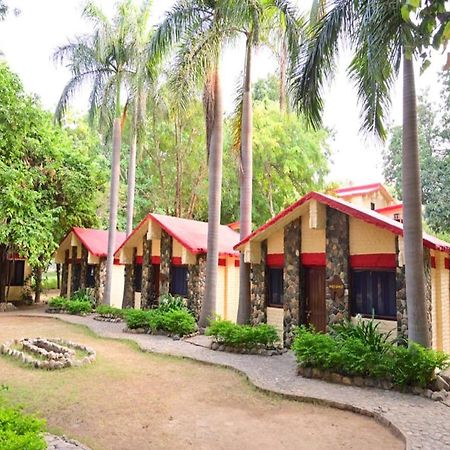 Leopard'S Lair Jungle Lodge Bisalpur Luaran gambar